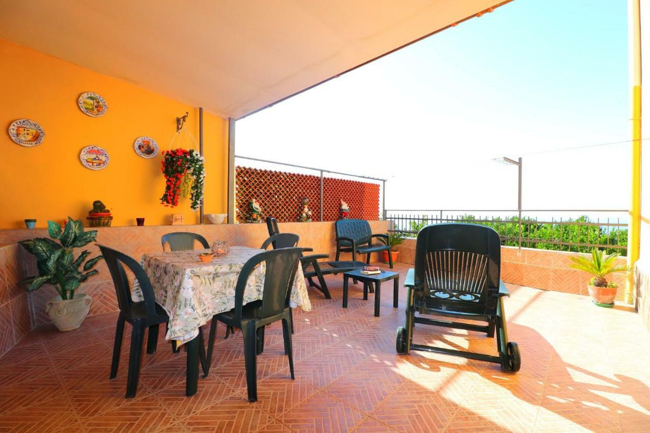 Ferienwohnung La Rosa Del Sud - De Vivo Realty Sorrent Exterior foto