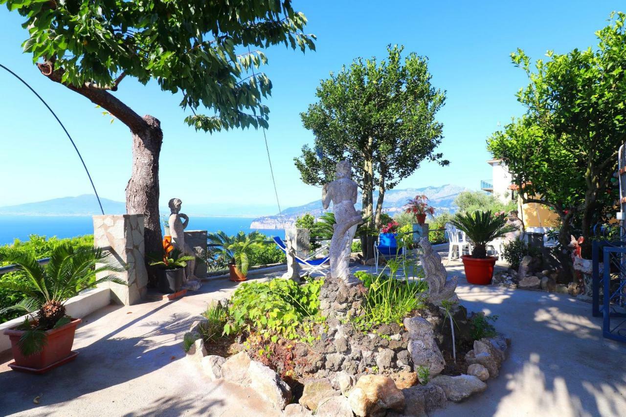 Ferienwohnung La Rosa Del Sud - De Vivo Realty Sorrent Exterior foto