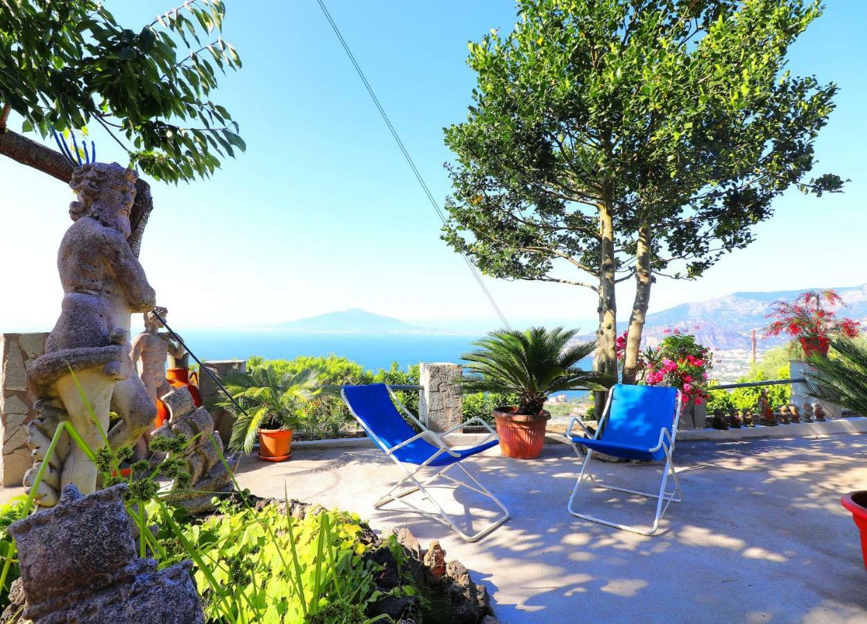 Ferienwohnung La Rosa Del Sud - De Vivo Realty Sorrent Exterior foto