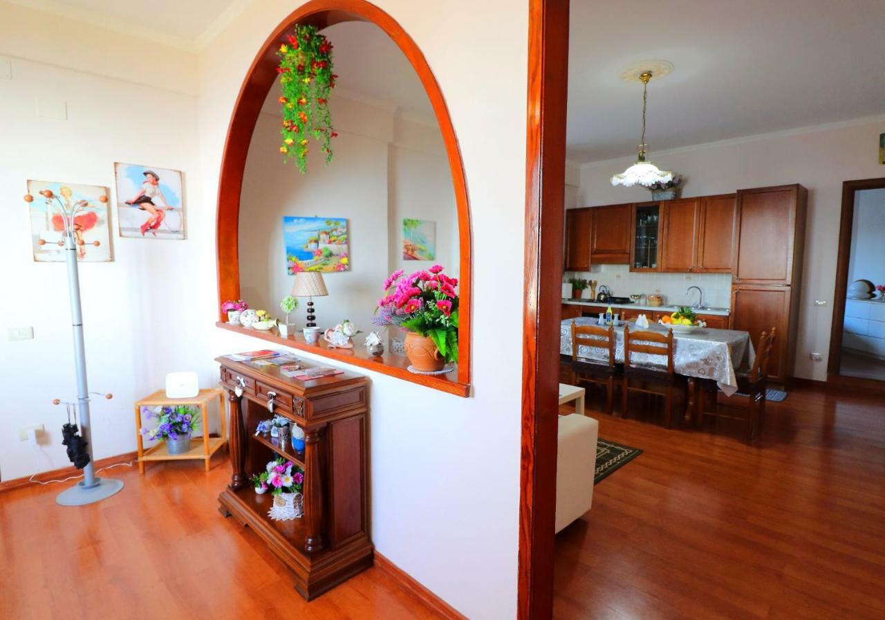 Ferienwohnung La Rosa Del Sud - De Vivo Realty Sorrent Exterior foto
